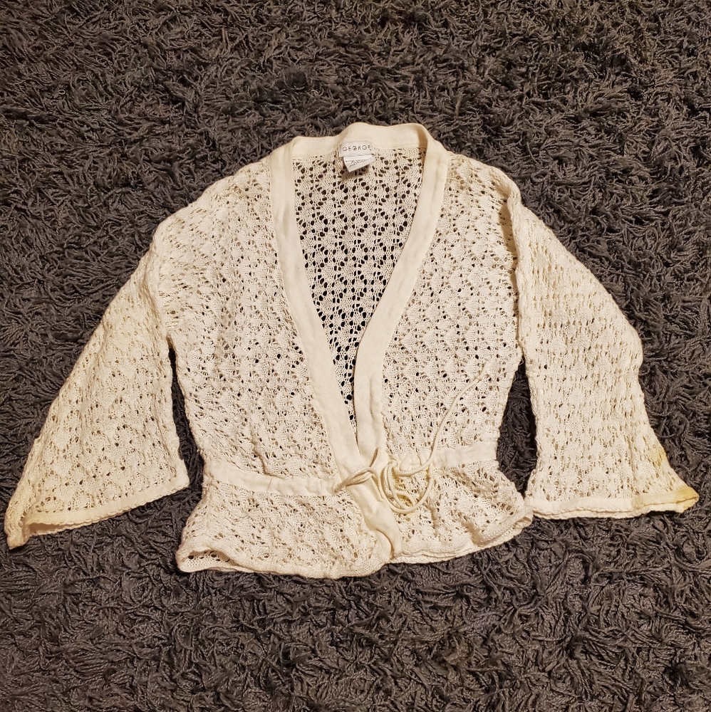 White knit sweater